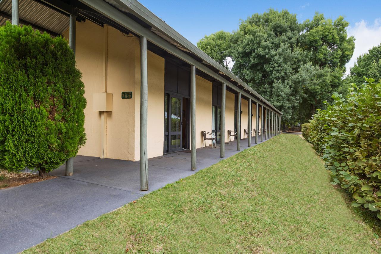 Harrietville Hotel Motel Exterior photo