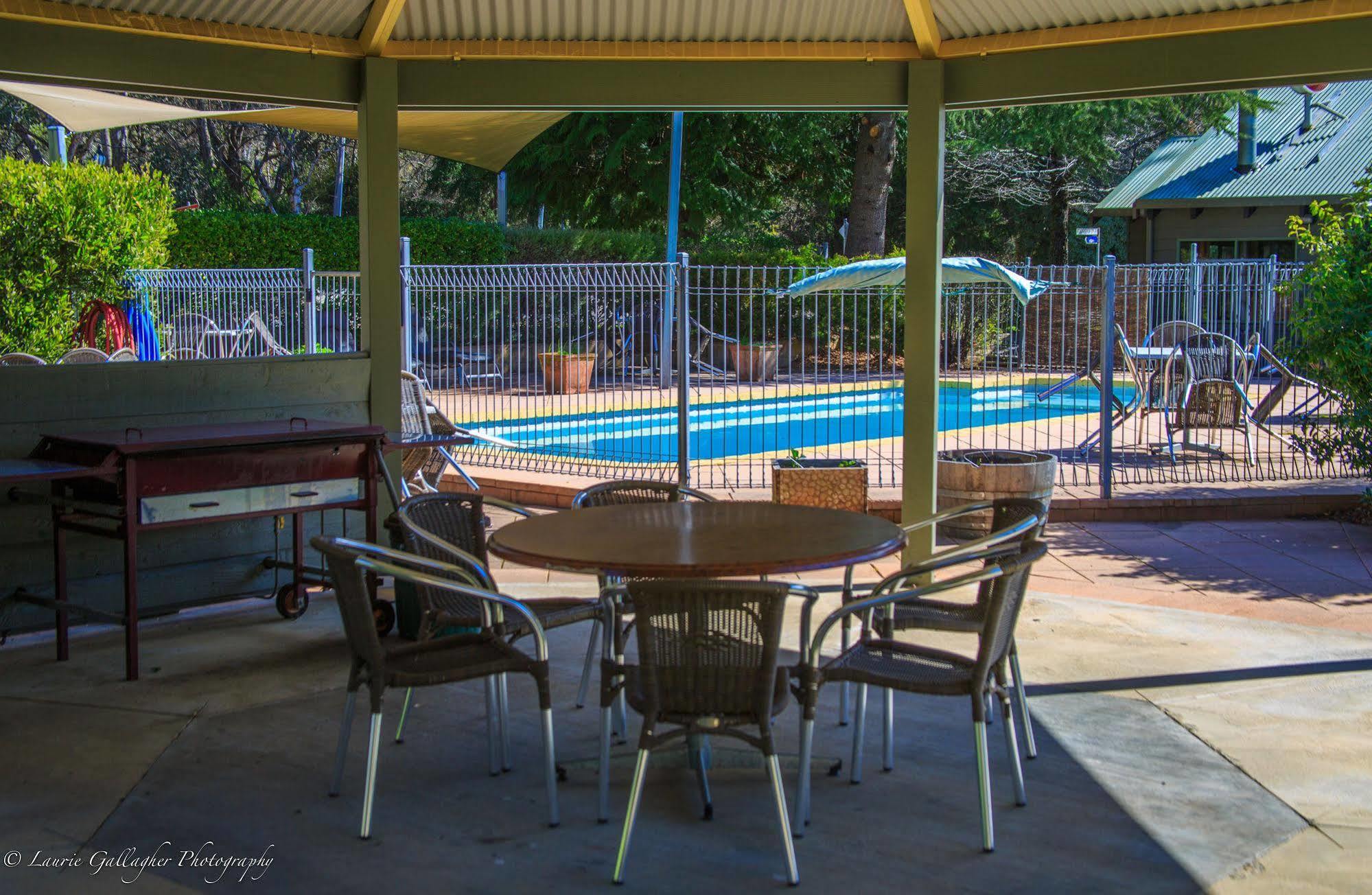 Harrietville Hotel Motel Exterior photo